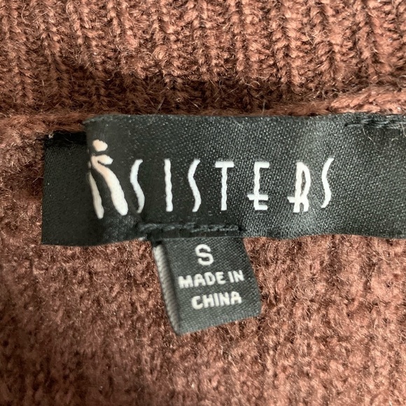 Two Sisters Open Front  Over- Sized Sweater Vest - Picture 7 of 8